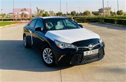 تۆیۆتا کامری